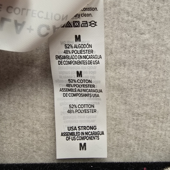 Beige 'Lassos Are For Lovers' Western  Rope Writing Sweatshirt NWT Medium - Picture 6 of 8